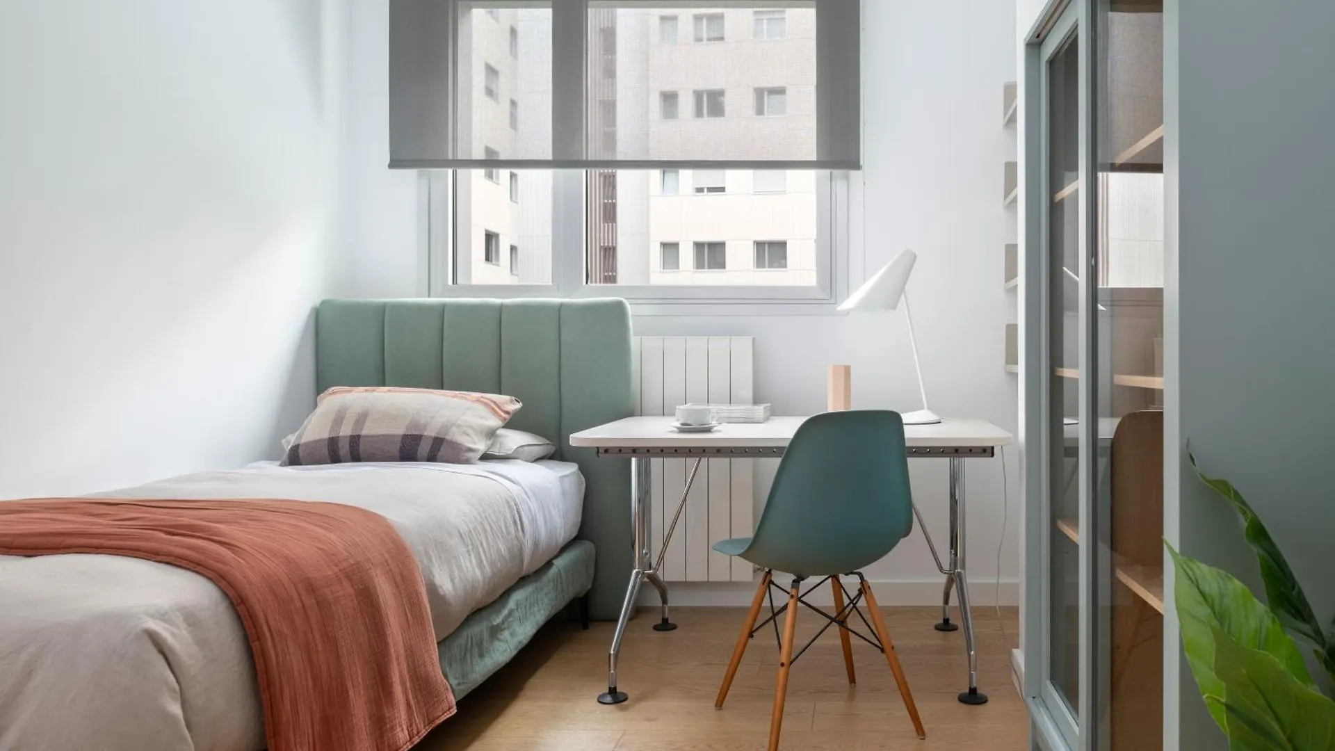 Magno Apartments Ramon Carande - Private Parking Included Seville Spain